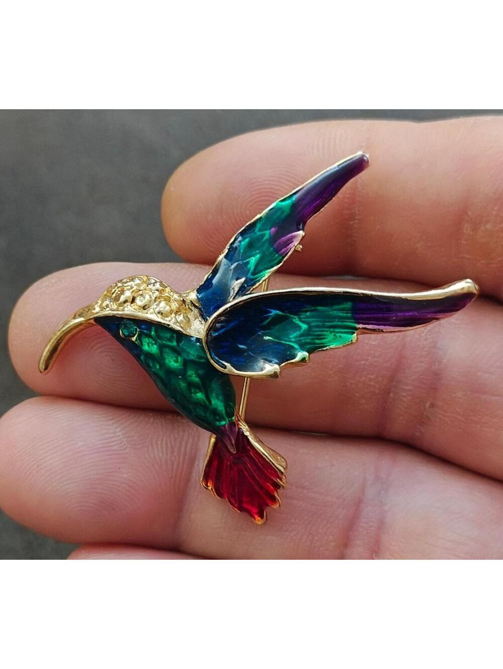 1980s Hummingbird Gold Tone Enamel Pin Brooch